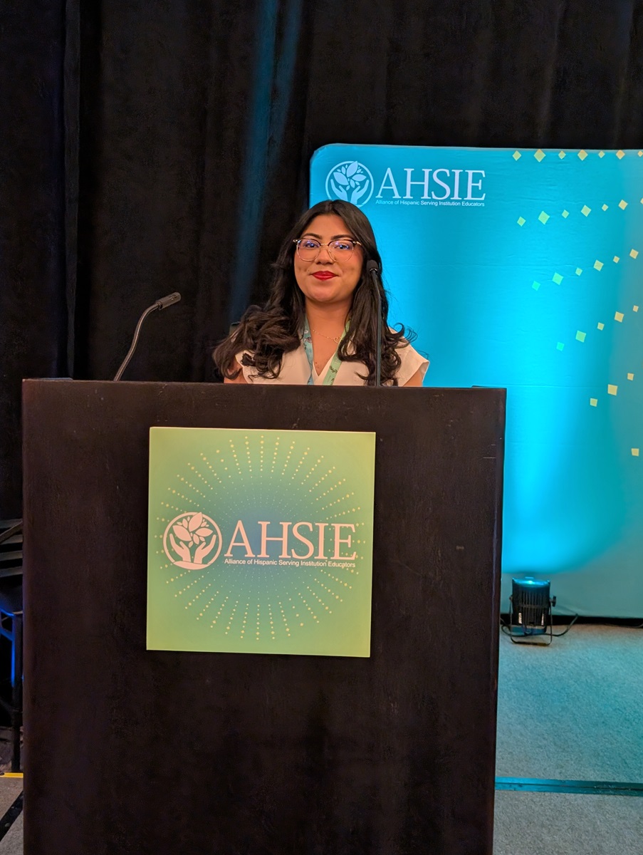 MSJC Student Leslie Arias Receives National Scholarship to Attend 17th Annual AHSIE Best Practices Conference in Chicago