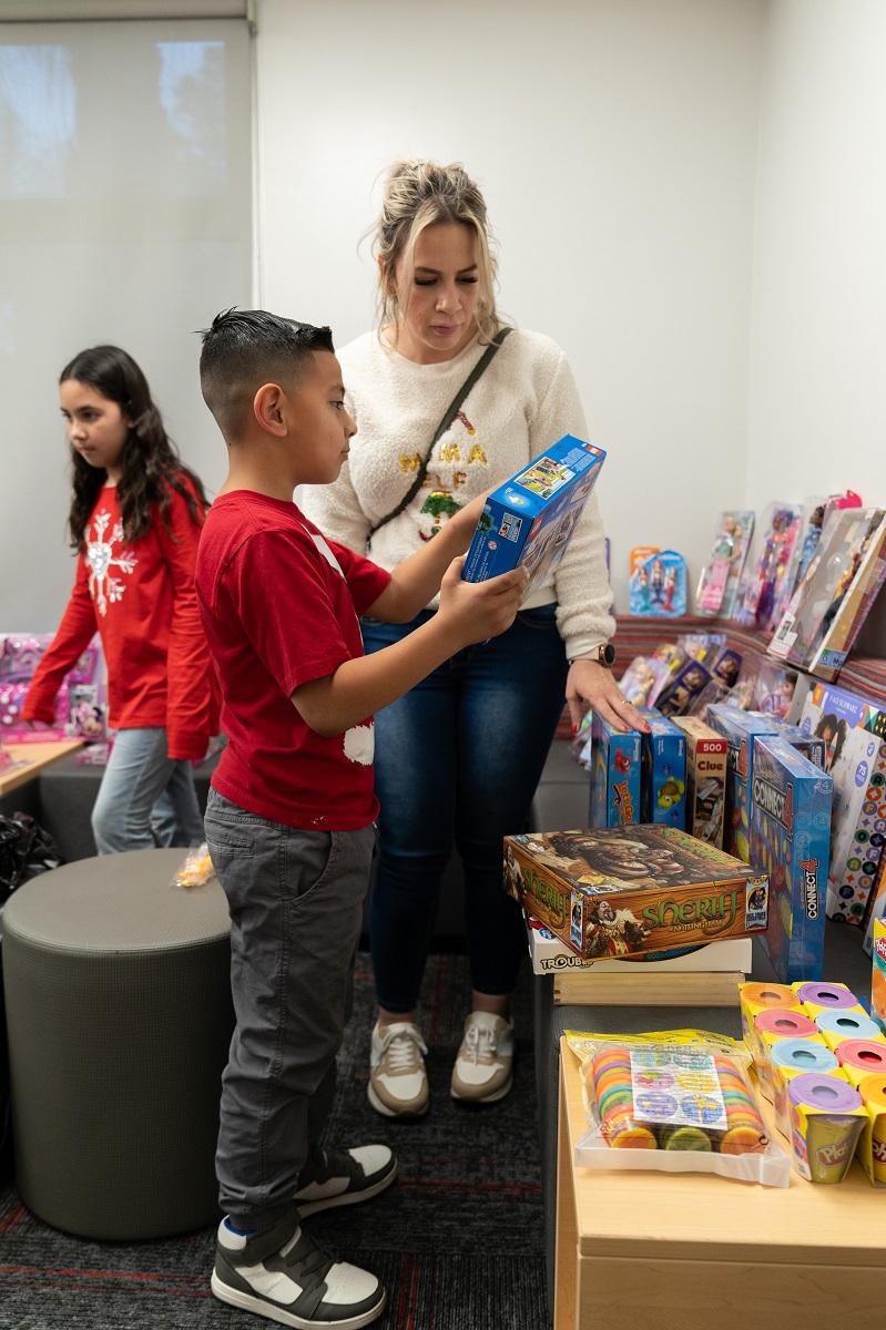 MSJC Organizes Toy Drive to Help Student Families in Need