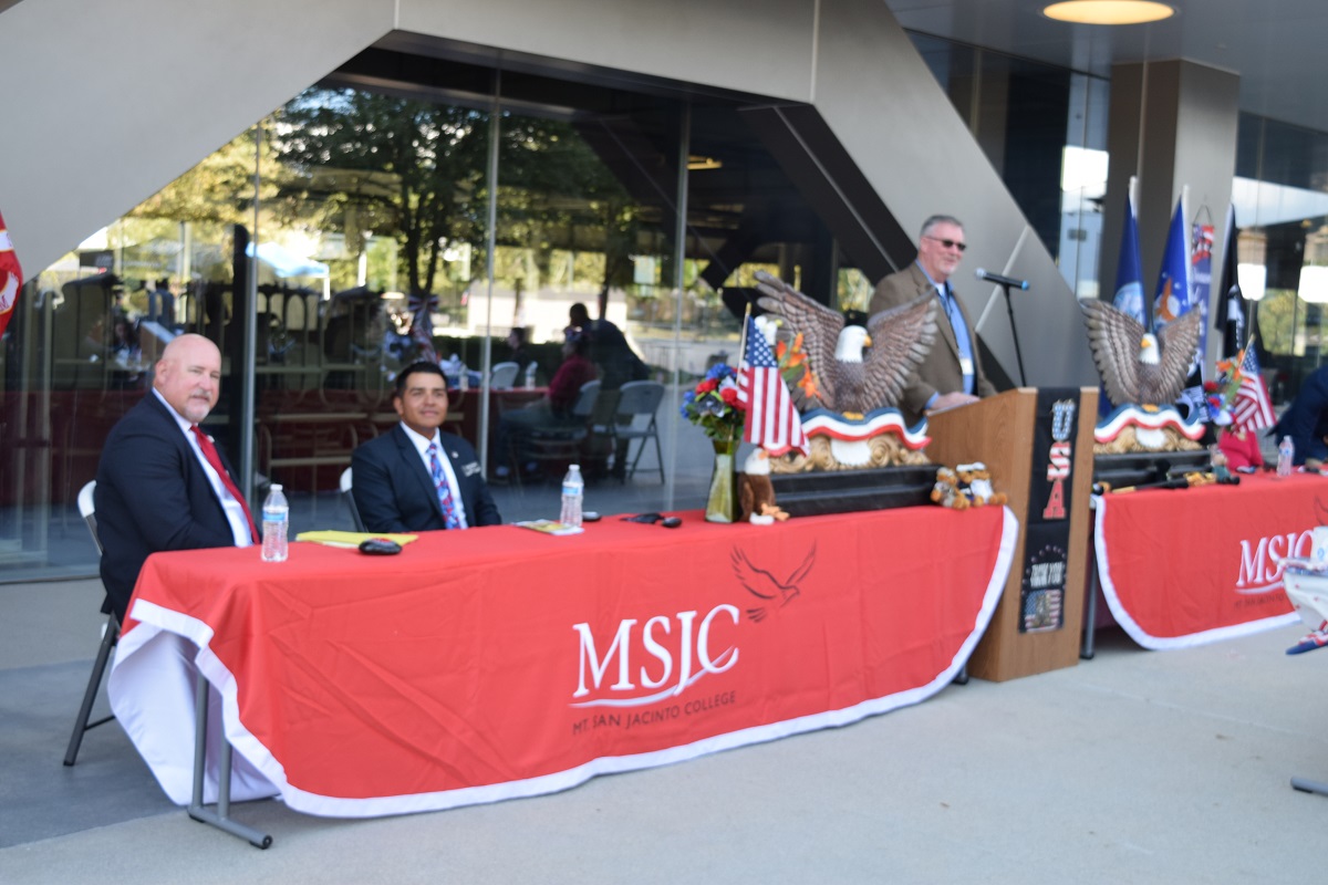 dignitaries at MSJC Veterans Day event